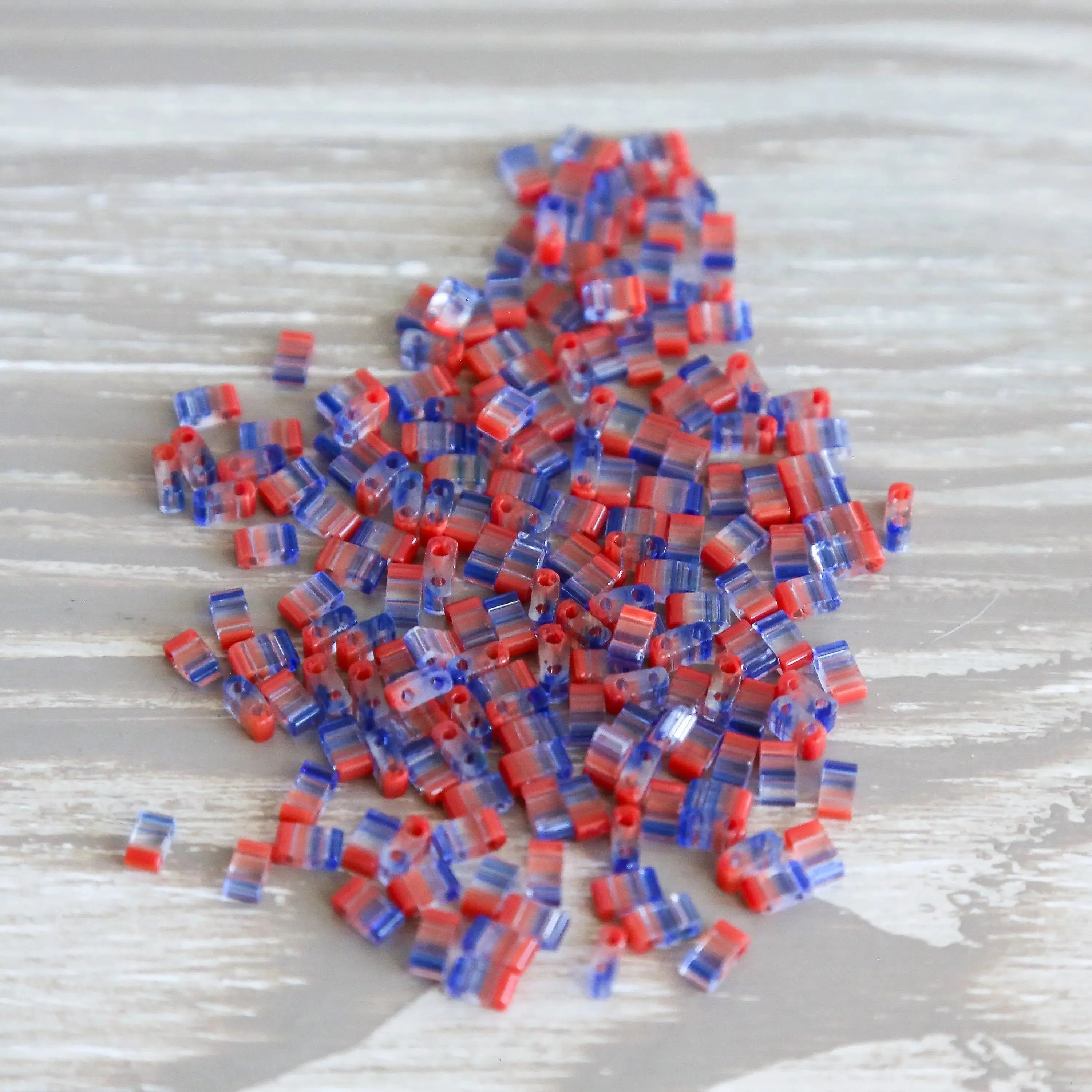 6750 - Americana - Half Tile Beads | HTL6750