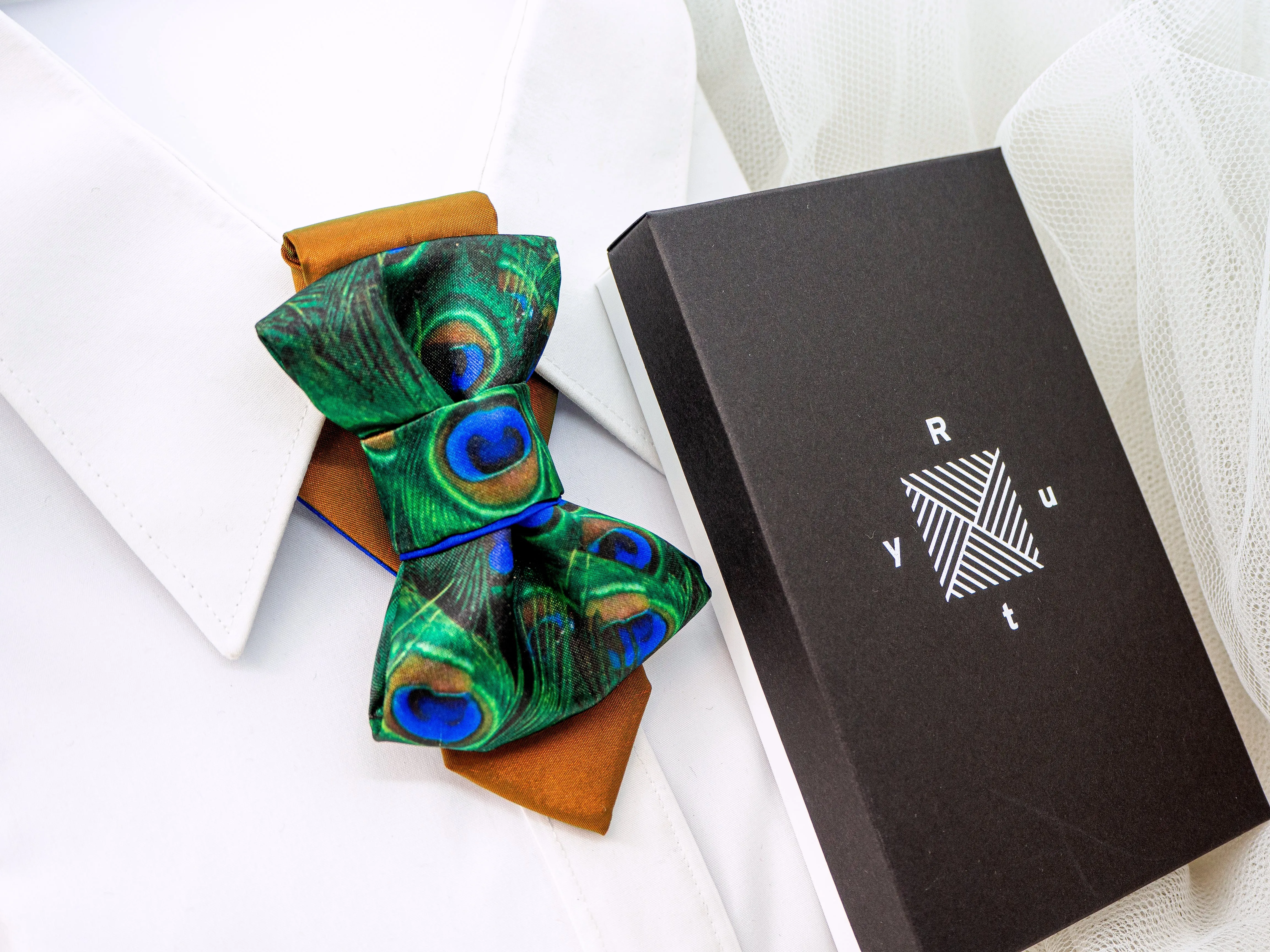 BOW TIE "PEACOCK"