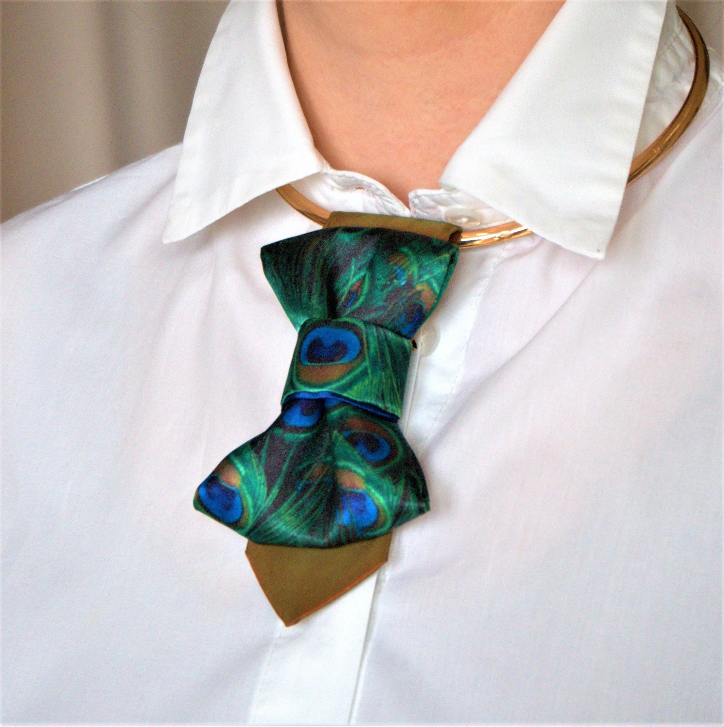 BOW TIE "PEACOCK"