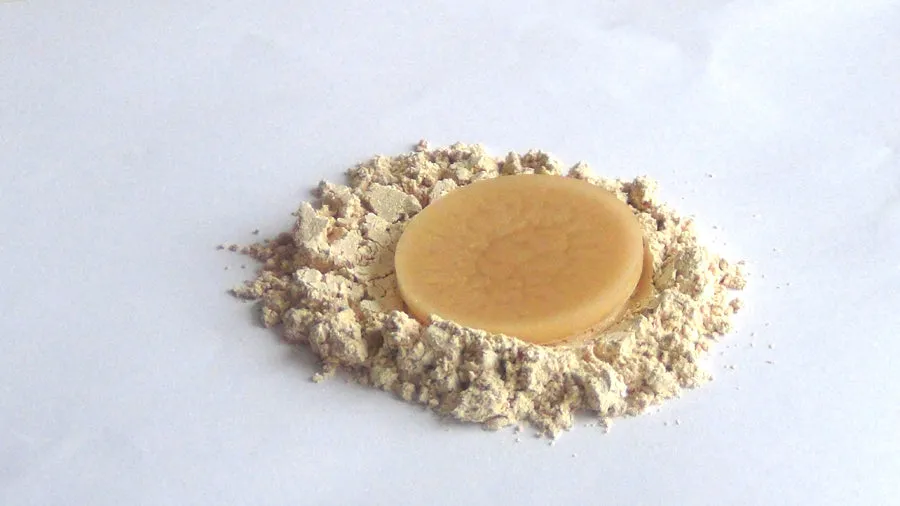 Ivory Silk Pearl Pigment - 10gms